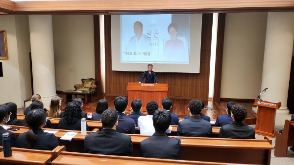 45d787e417c7b1095bccf0bf437b91e1_1788942400_826.jpg